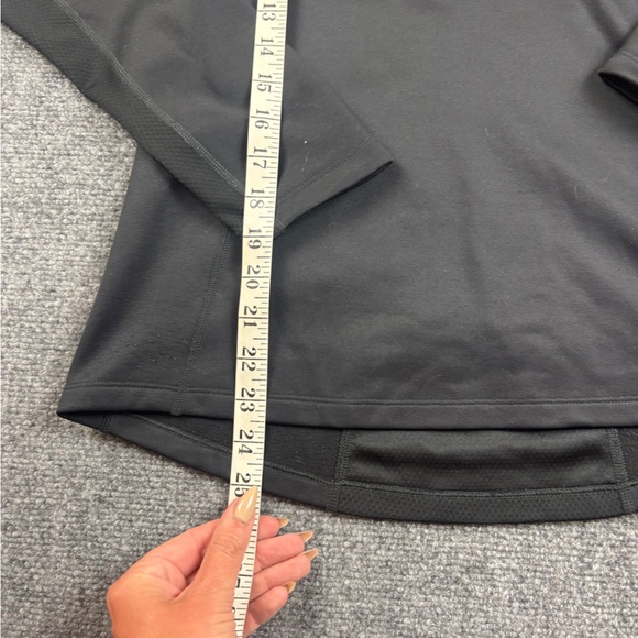 THE NORTH FACE Women’s Black 1/2 Zip Pullover Fleece Lined Athletic Top - Medium - Picture 6 of 9